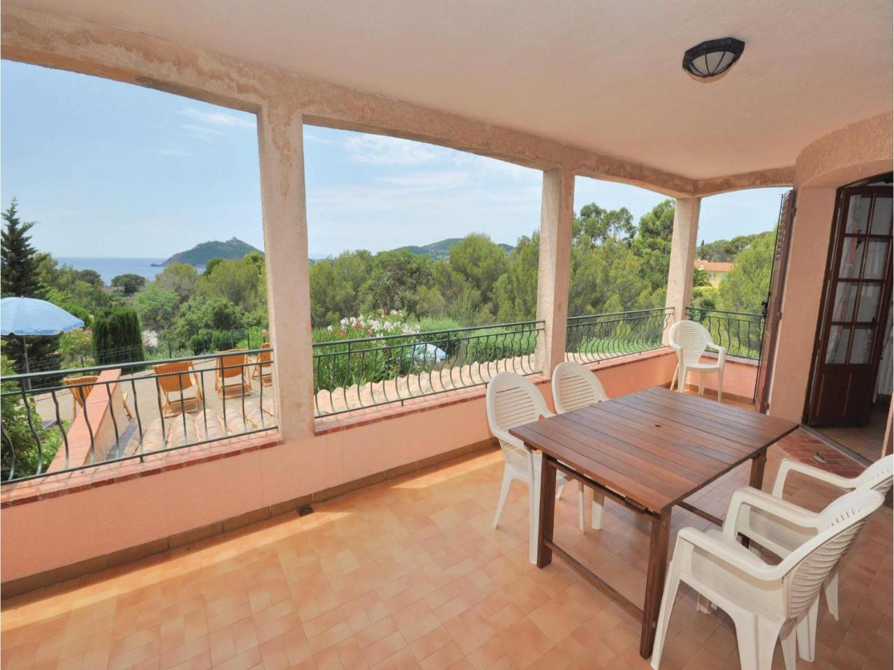 Apartment Bd de la Bergerie II Saint-Raphaël Eksteriør billede